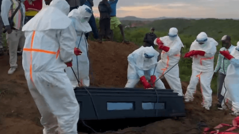 A más de un mes del brote de ébola en la RDC, los médicos advierten que "la epidemia va a durar"