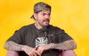 Adriano Zendejas llora al recordar el día que su papá le puso una brutal golpiza