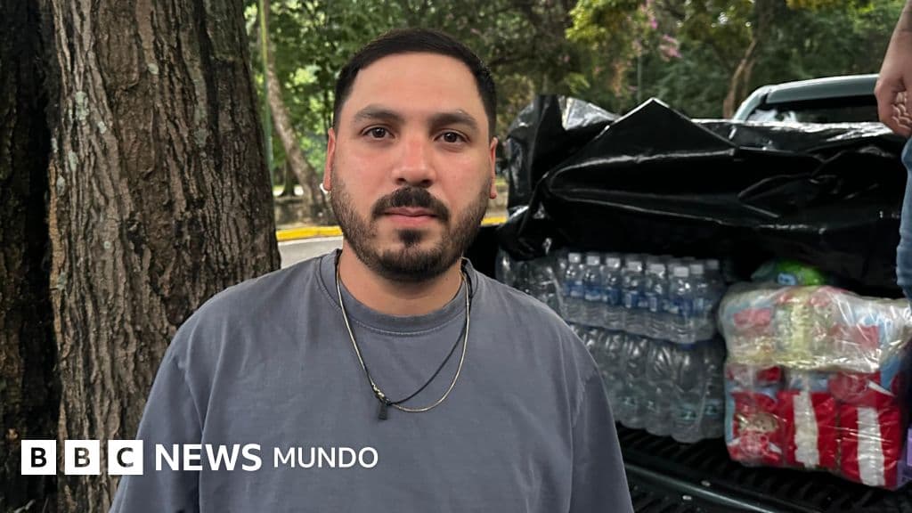 "Agarré mis ollas y me vine a ayudar": el cocinero venezolano que viajó a Caracas para ofrecer comidas a las víctimas de los terremotos de La Guaira