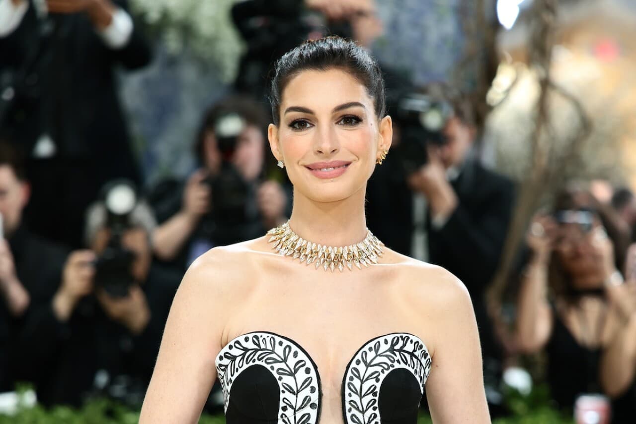 Anne Hathaway anuncia que está embarazada a los 43 años: espera a su tercer hijo