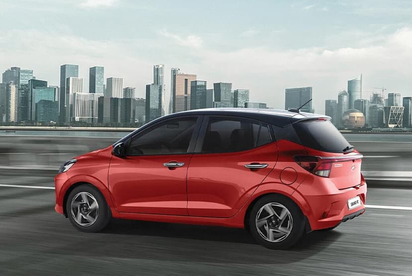 Auto pequeño con motor económico y 7 años de garantía en México, con calidad para competir con Aveo y March