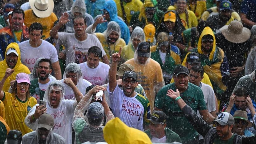 Brasil: decenas de heridos por un rayo en una manifestación a favor de Bolsonaro