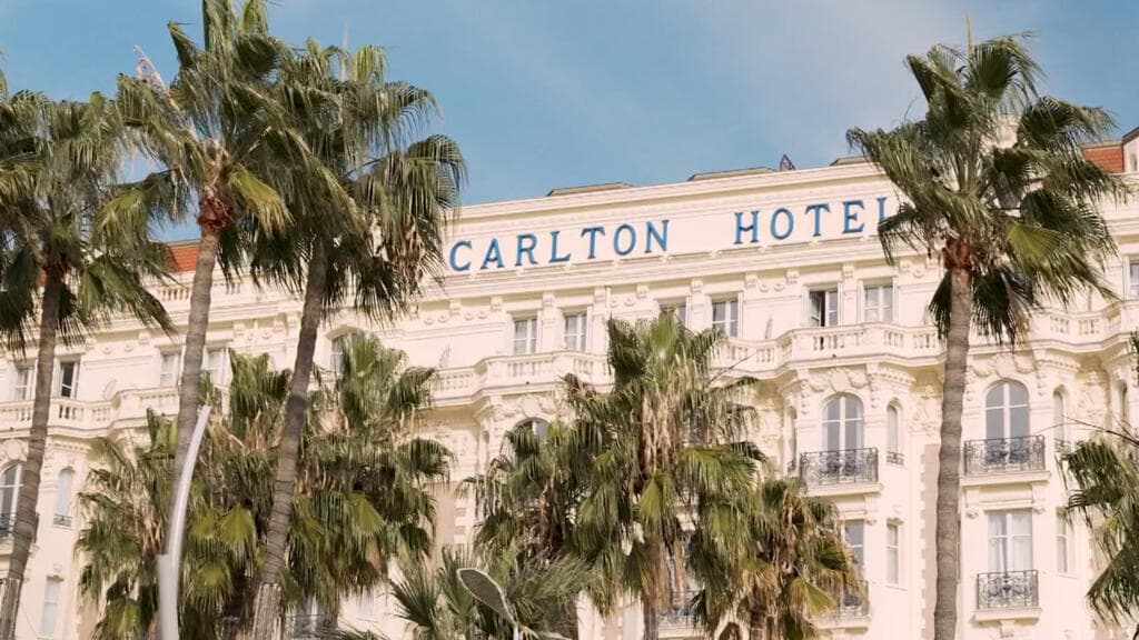 Carlton de Cannes: corazón histórico y lujo eterno en la Riviera francesa