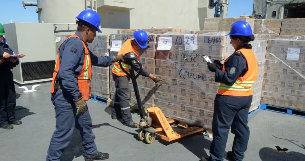 Colectivo anuncia campaña de acopio para Cuba en Zócalo de CdMx. ¿Qué puedes llevar?