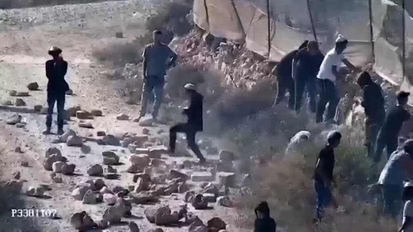 Colonos israelíes mantienen el asedio a palestinos en la Cisjordania ocupada