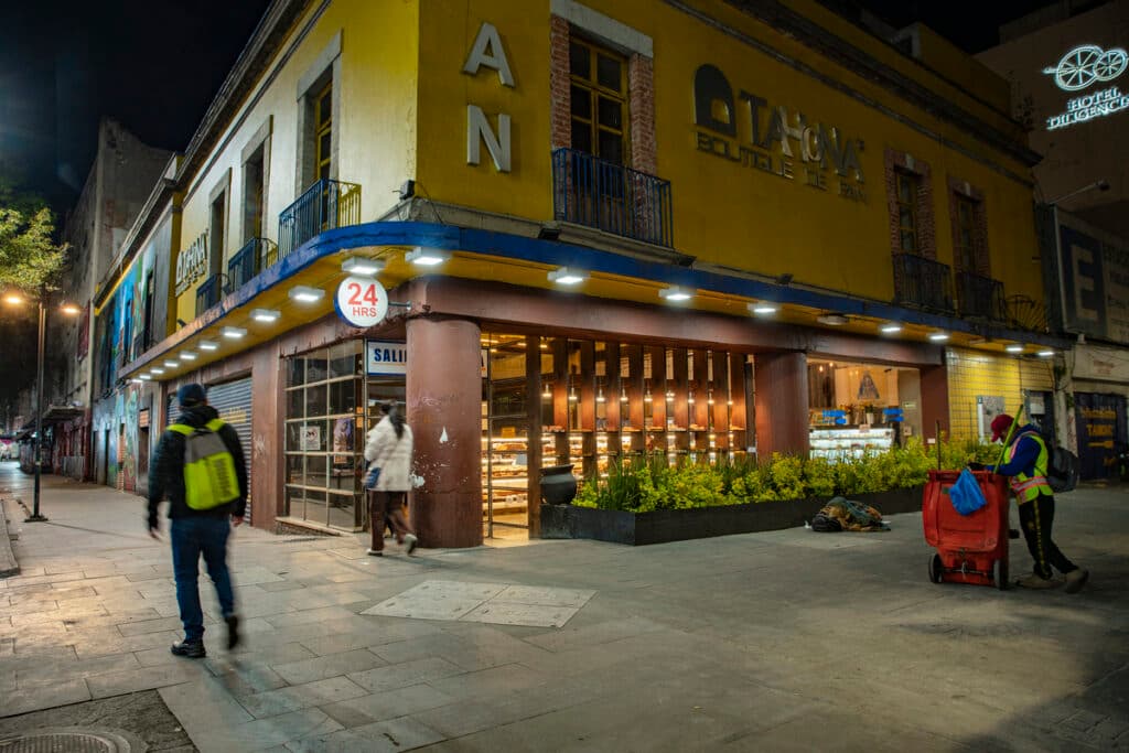 ¡Cómete un pan! En Tahona hay pan caliente para trasnochados