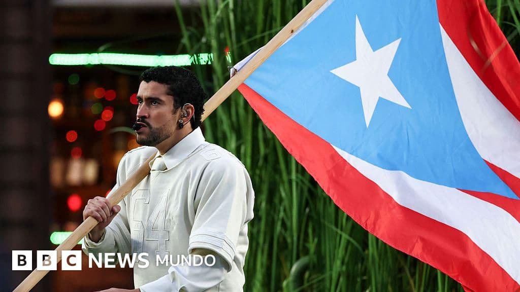 Cuál es el origen de la bandera de Puerto Rico que mostró Bad Bunny en el Super Bowl y por qué fue ilegal en la isla durante varios años