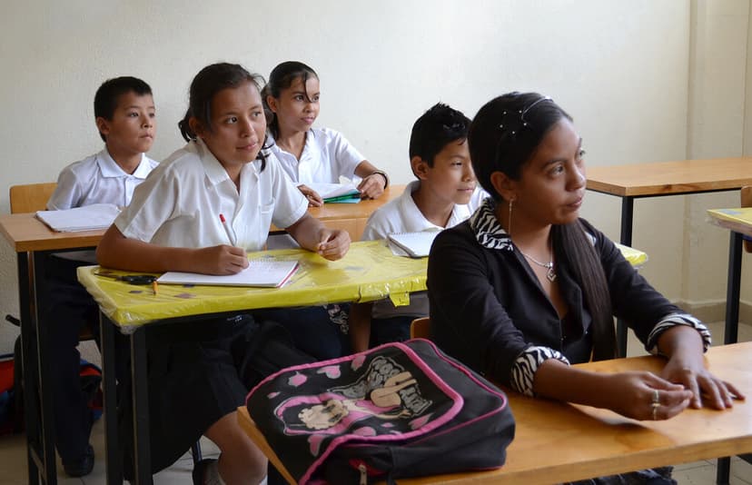 Cuatro millones de niños en México están en primaria sin saber leer ni escribir, y el rezago crece