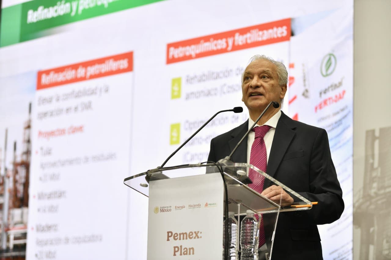 Detienen al exdirector de Pemex, Víctor Rodríguez Padilla, esto se sabe