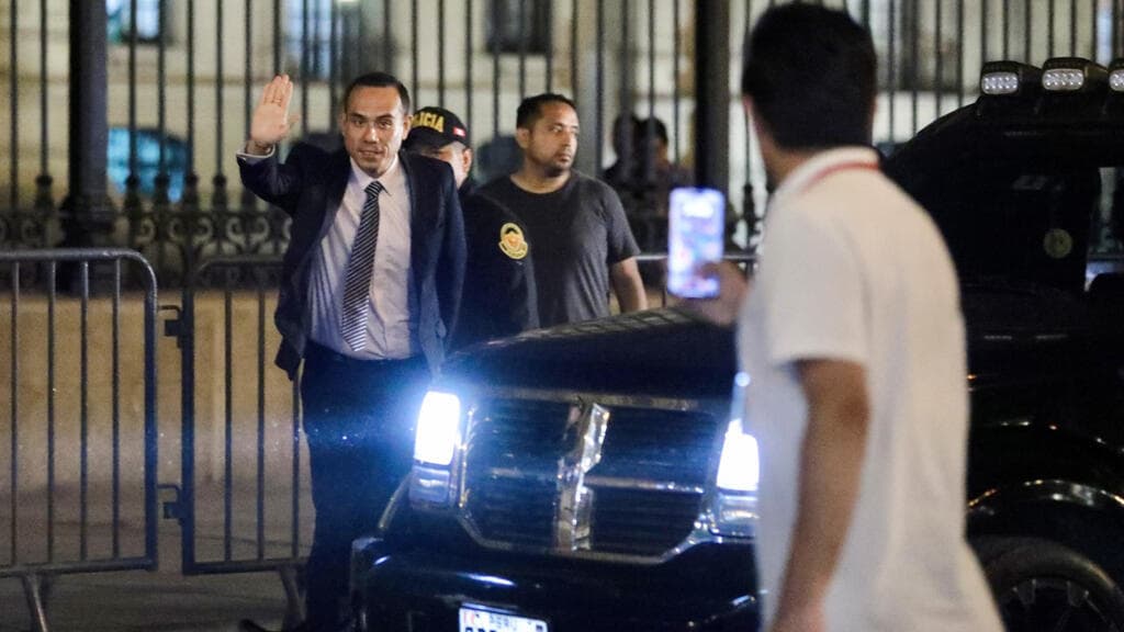 El Congreso de Perú elige este miércoles a un presidente interino tras la destitución de Jerí