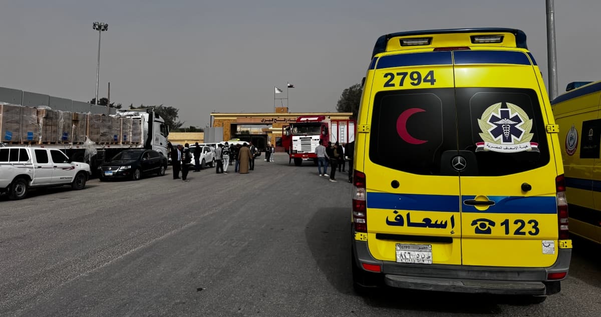 El cruce de Rafá, entre Gaza y Egipto, reabre sólo para el paso limitado de personas