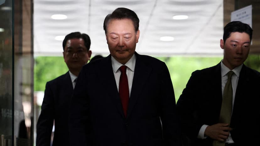 El expresidente surcoreano Yoon es condenado a 30 años de cárcel por envío de drones sobre Corea del Norte