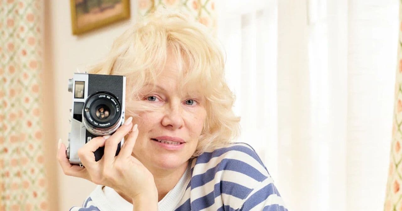 El nuevo capítulo de Pamela Anderson como símbolo de autenticidad y belleza sin filtros