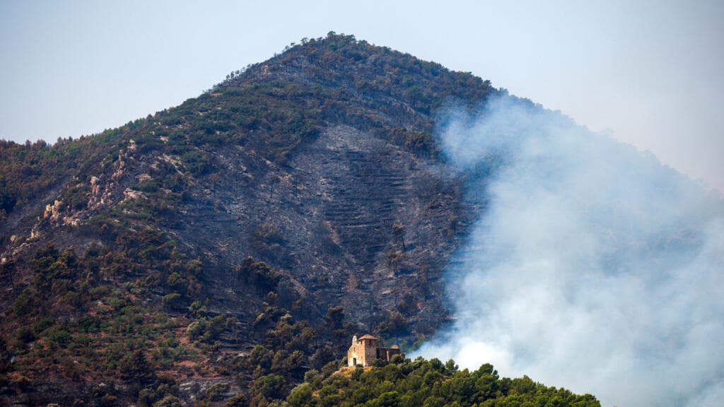 En directo I próximas horas serán “decisivas” para extinguir incendios forestales: Sánchez; cautela ante nueva ola de calor