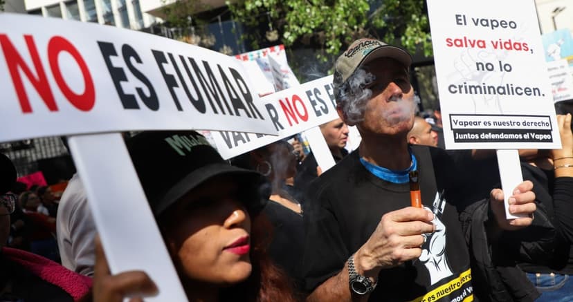 Estudio indica que no existe la nicotina "segura"; los vapeadores también son dañinos