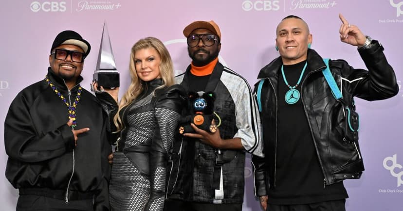 Fergie se reúne con sus ex compañeros de Black Eyed Peas ocho años después de su separación