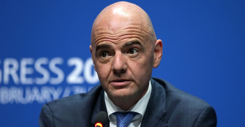 FIFA respalda a Infantino y “no tolerará ataques contra su integridad”