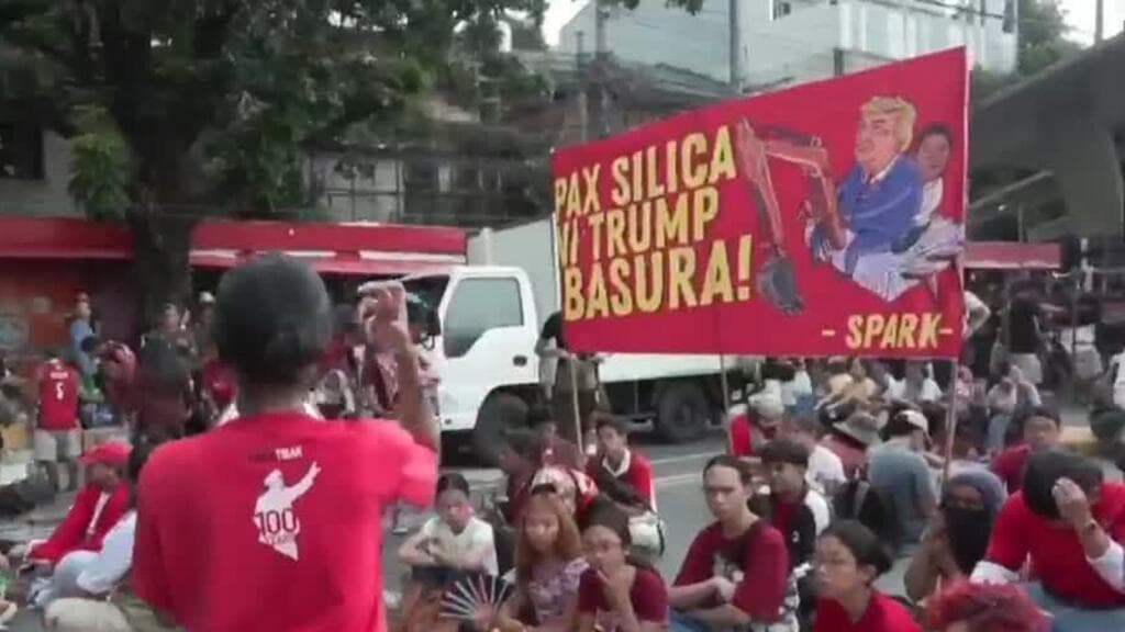 Filipinas: cientos de personas salen a las calles en manifestaciones anticorrupción