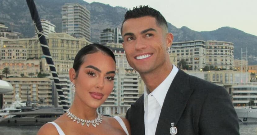 Georgina Rodríguez adopta a los tres hijos mayores de Cristiano Ronaldo y se convierte legalmente en su mamá