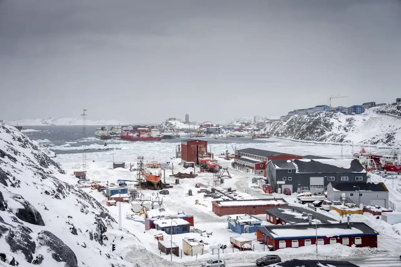 Groenlandia no cree en invasión militar de EU pero no excluye ningún escenario