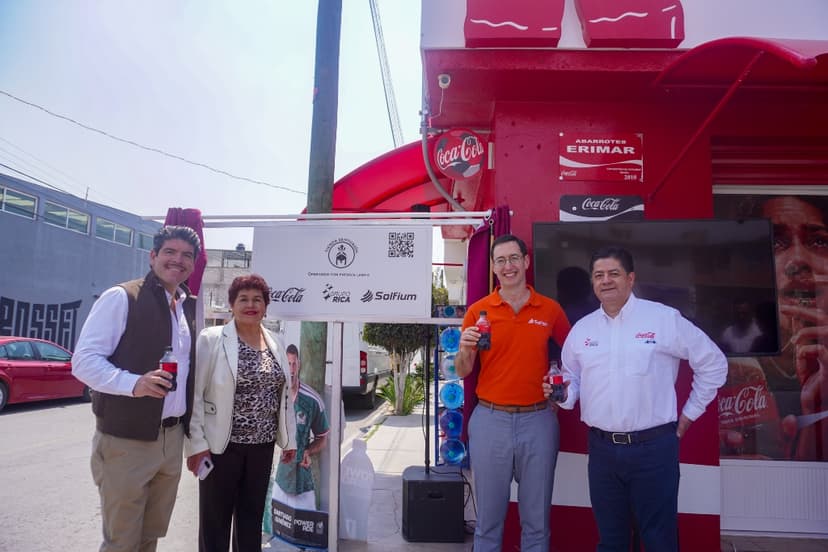 Grupo RICA Coca-Cola y Solfium suman 100 tiendas solares en México