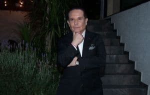 Gustavo Adolfo Infante está dispuesto a subirse al ring para una pelea de box, le proponen varios rivales