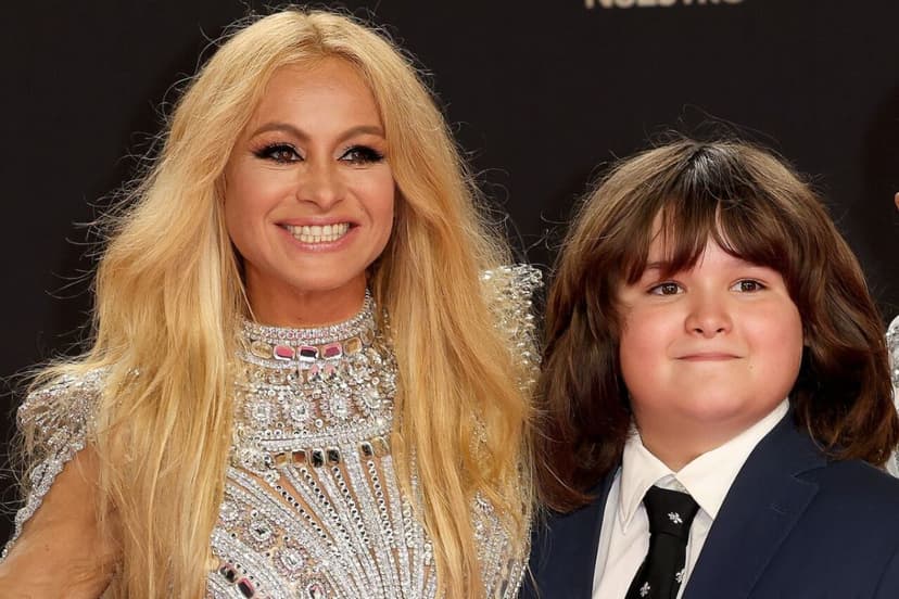 Hijo de Paulina Rubio y Colate rompe el silencio tras fallo judicial a favor de la cantante