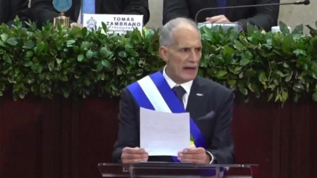 Honduras: Nasry Asfura, el 'favorito' de Trump, se juramenta como presidente