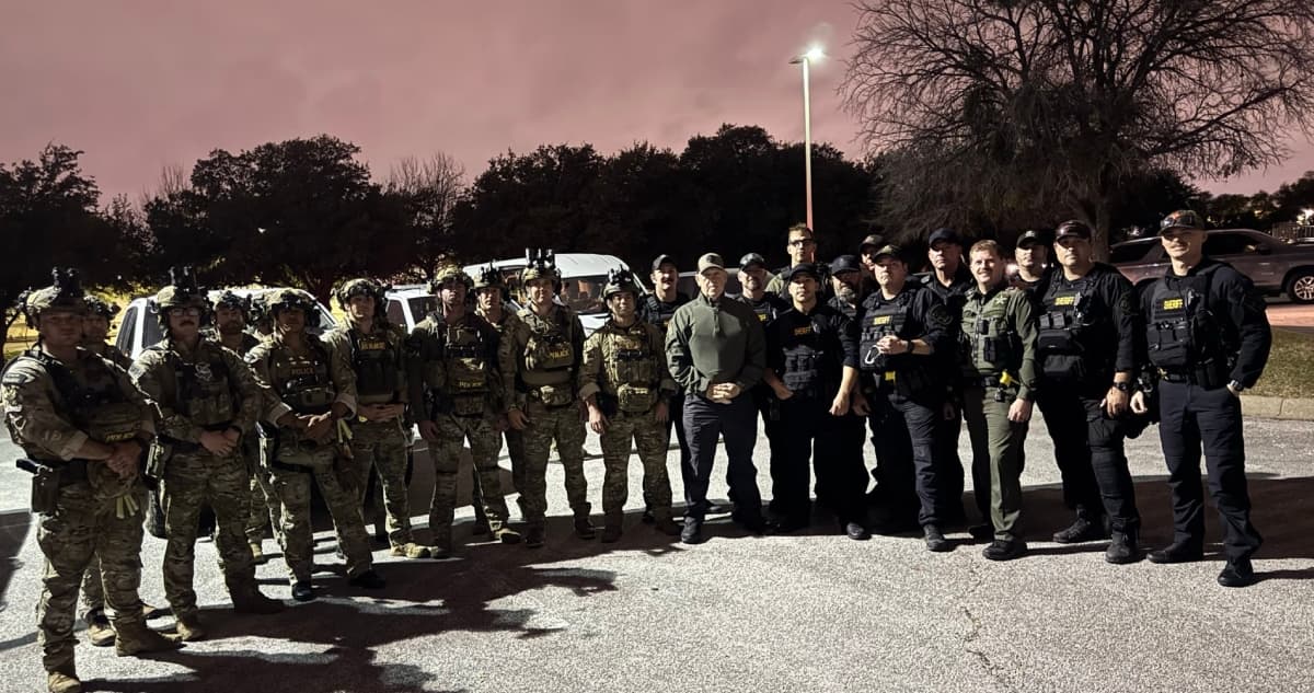 ICE anuncia que 700 agentes federales dejarán Minnesota para evitar más confrontación