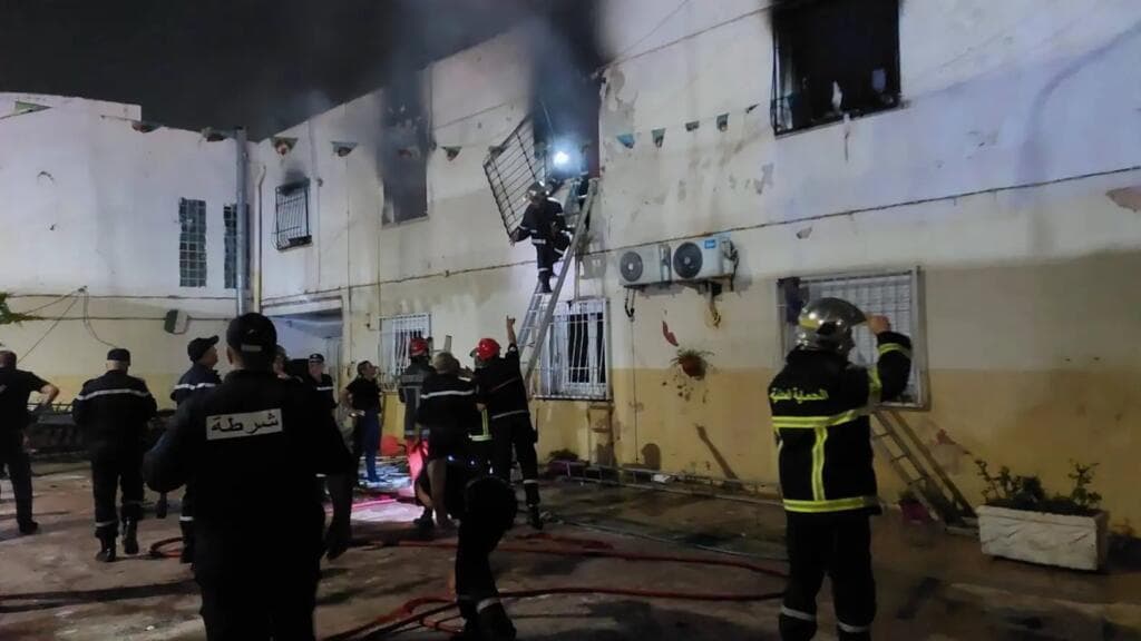 Incendio en un orfanato de Argelia deja al menos 11 muertos y 19 heridos