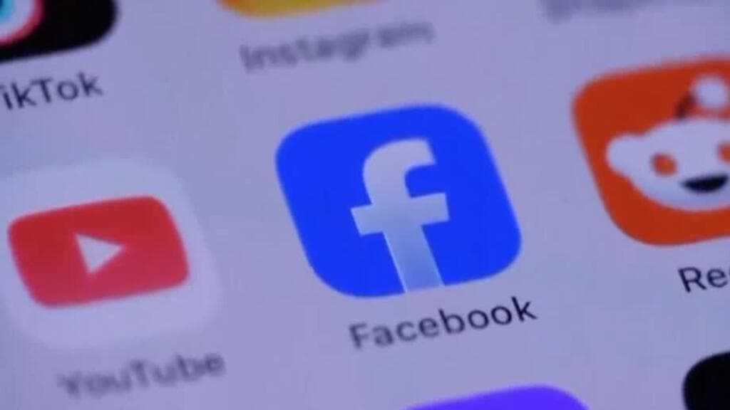 Indonesia prohíbe uso de redes sociales a menores de 16 años