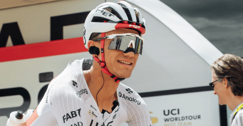 Isaac del Toro termina segundo en la etapa 14 y se mantiene en el top ten de la clasificación del Tour de France