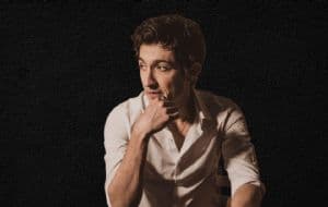 Javier Blake queda atrapado en violencia de Jalisco y cancela concierto de la Gira en Kasas