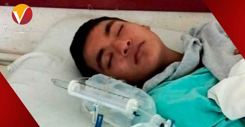 Joven herido en accidente necesita ayuda para salvar su pierna
