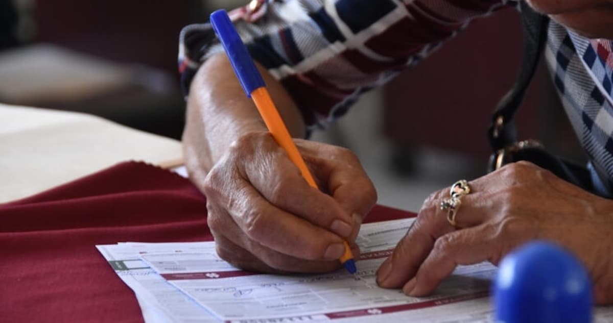 La Secretaría de Bienestar alerta por falsos apoyos económicos. Checa cómo evitarlos