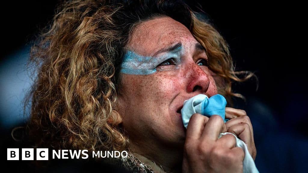 "La trampa del Mundial es que nos hacen creer que los futbolistas reflejan una patria"
