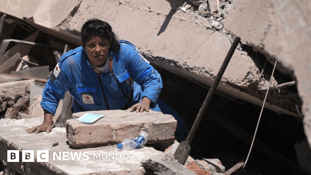 Las impactantes imágenes de los destrozos causados por el potente terremoto que sacudió el oeste de Colombia