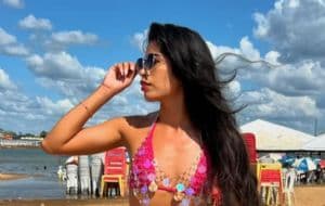 Muere querida influencer tras someterse a un aumento de senos: tuvieron que extirparle un ovario de emergencia