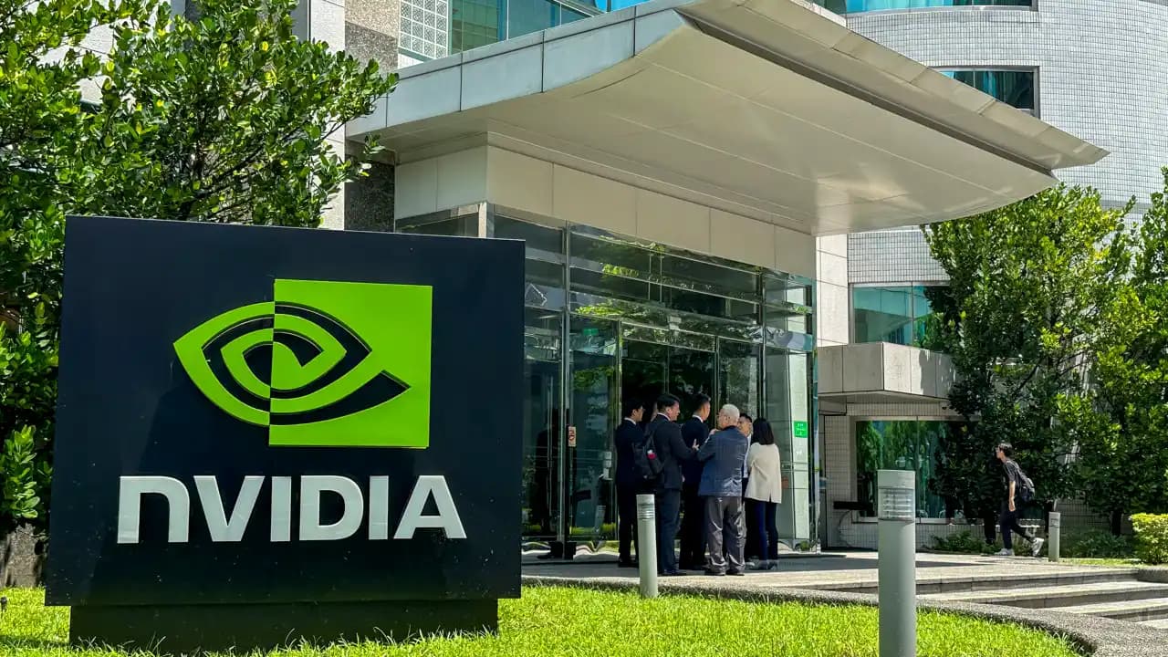 Nvidia adquiere una participación de 5,000 mdd en Intel según acuerdo de septiembre