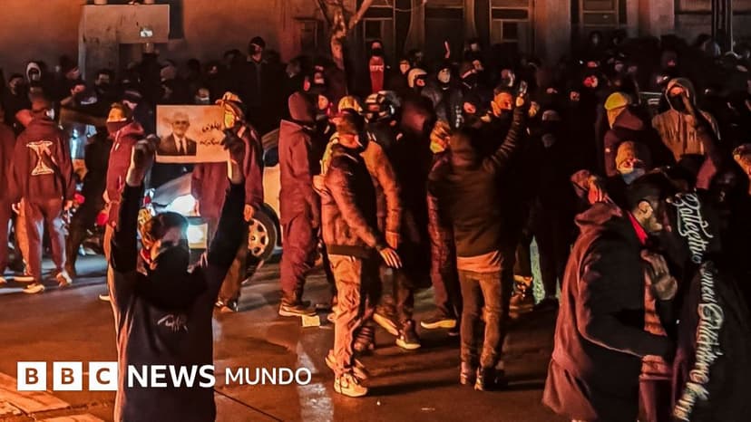 Por qué las protestas en Irán que ya han dejado "miles de muertos" no tienen precedentes