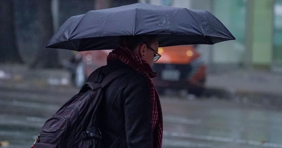 ¡Prepara el impermeable! El SMN alerta por lluvias fuertes en 3 estados. ¿Cuáles son?