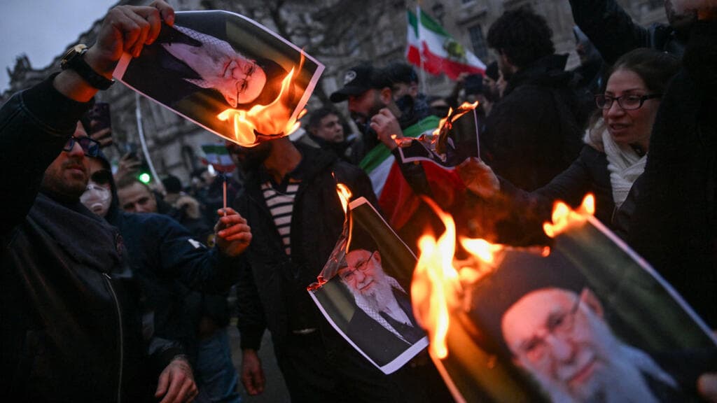 ¿Qué está pasando en Irán?: lo que sabemos de las letales protestas contra el régimen