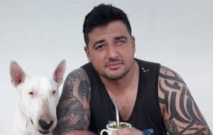 Querido actor de telenovelas que perdió su ojo en un accidente podrá recuperar la vista 11 años después | VIDEO