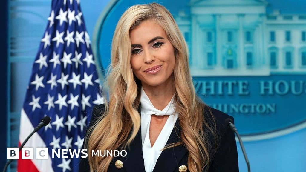 Quién es Katie Zacharia y por qué su designación como secretaria de prensa de Trump ha generado controversia