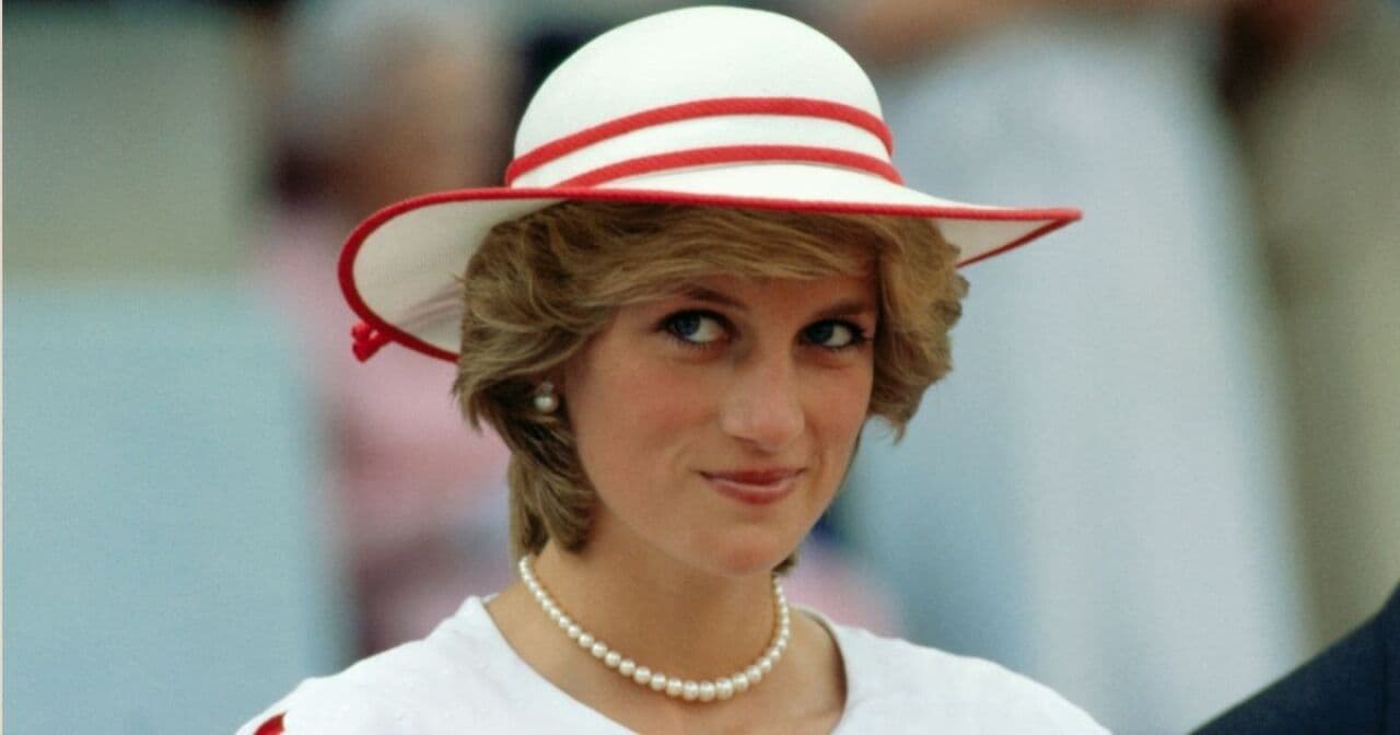 Revelan cartas inéditas de la princesa Diana donde habla del consumo de antidepresivos y su salud emocional
