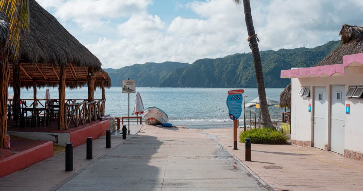 ¿Sabes dónde se encuentra la primera playa incluyente mexicana con sillas anfibias?