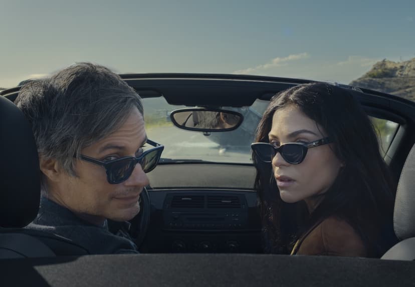 'Santita': la serie con Gael García Bernal y Paulina Dávila que dará de qué hablar