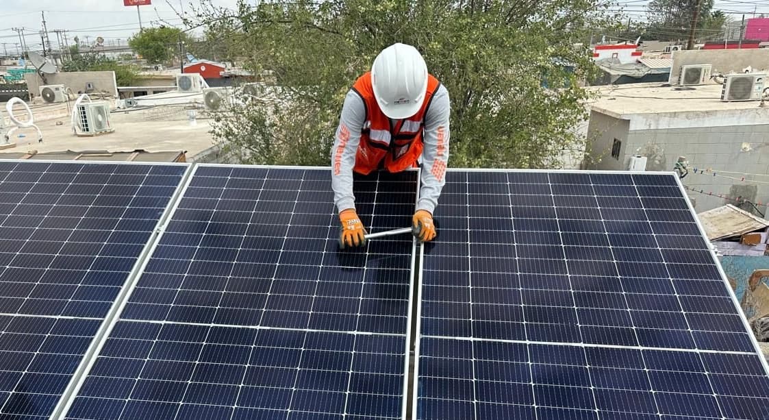 SEDENER se abre al diálogo para fortalecer la seguridad de las instalaciones de paneles solares