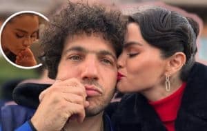 Selena Gómez desata polémica por besar los pies de Benny Blanco tras criticas a su higiene