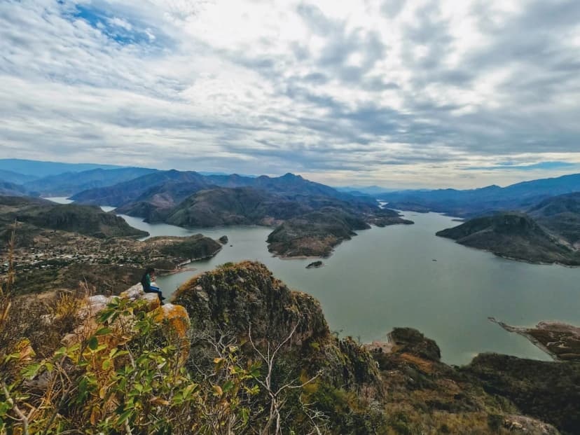 Senderismo en el cerro El Cuate, un reto de altura en la ruta sagrada wixárika